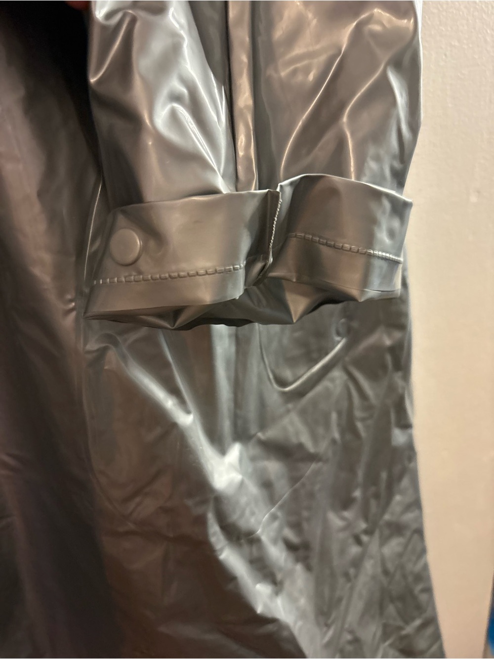 🔥🌞3/$10 🔥👽Silver slicker!! 🛸 - Picture 8 of 12